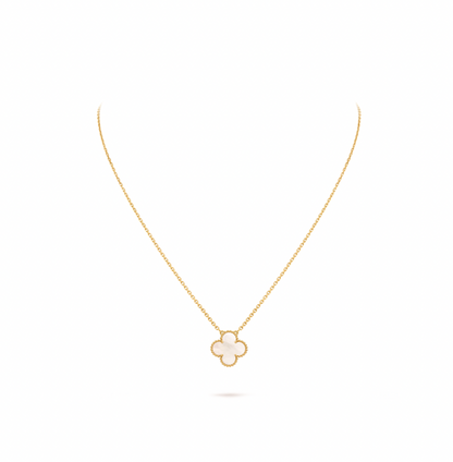Vintage Alhambra pendant, 18K yellow gold, white mother-of-pearl.