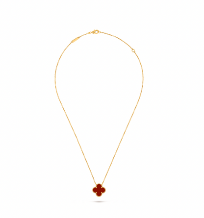 Vintage Alhambra pendant, 18K yellow gold, carnelian.