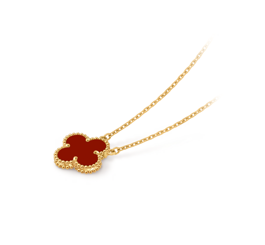 Vintage Alhambra pendant, 18K yellow gold, carnelian.